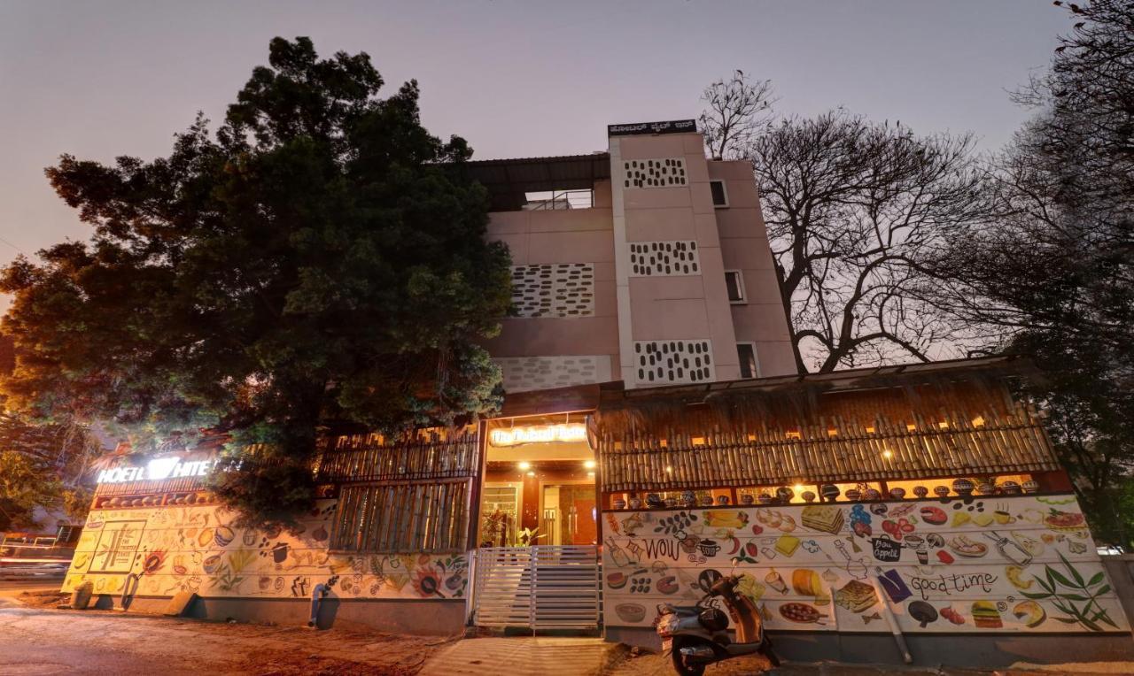 Treebo White Inn Koramangala บังกาลอร์ ภายนอก รูปภาพ